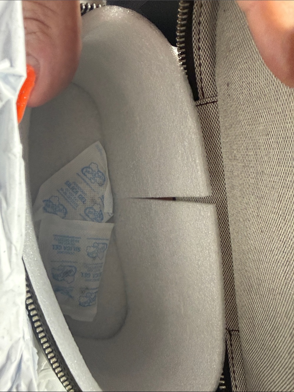 NWT Coach Trail Bag - Picture 11 of 11